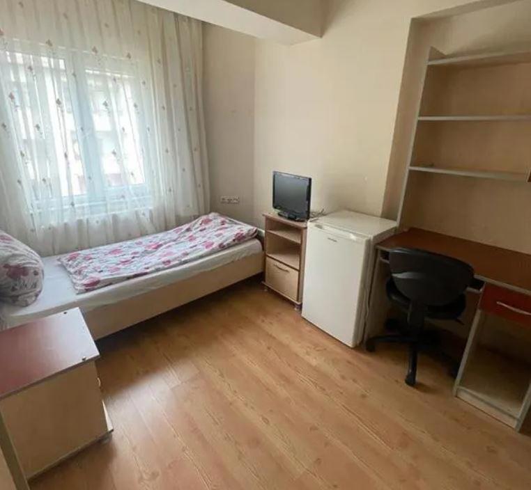 Iplikci Apart