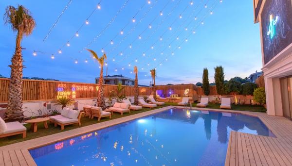 Ceku Otel