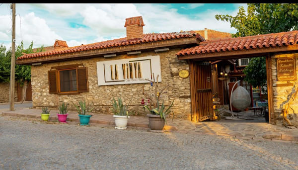 Birgi Lavinya Otel