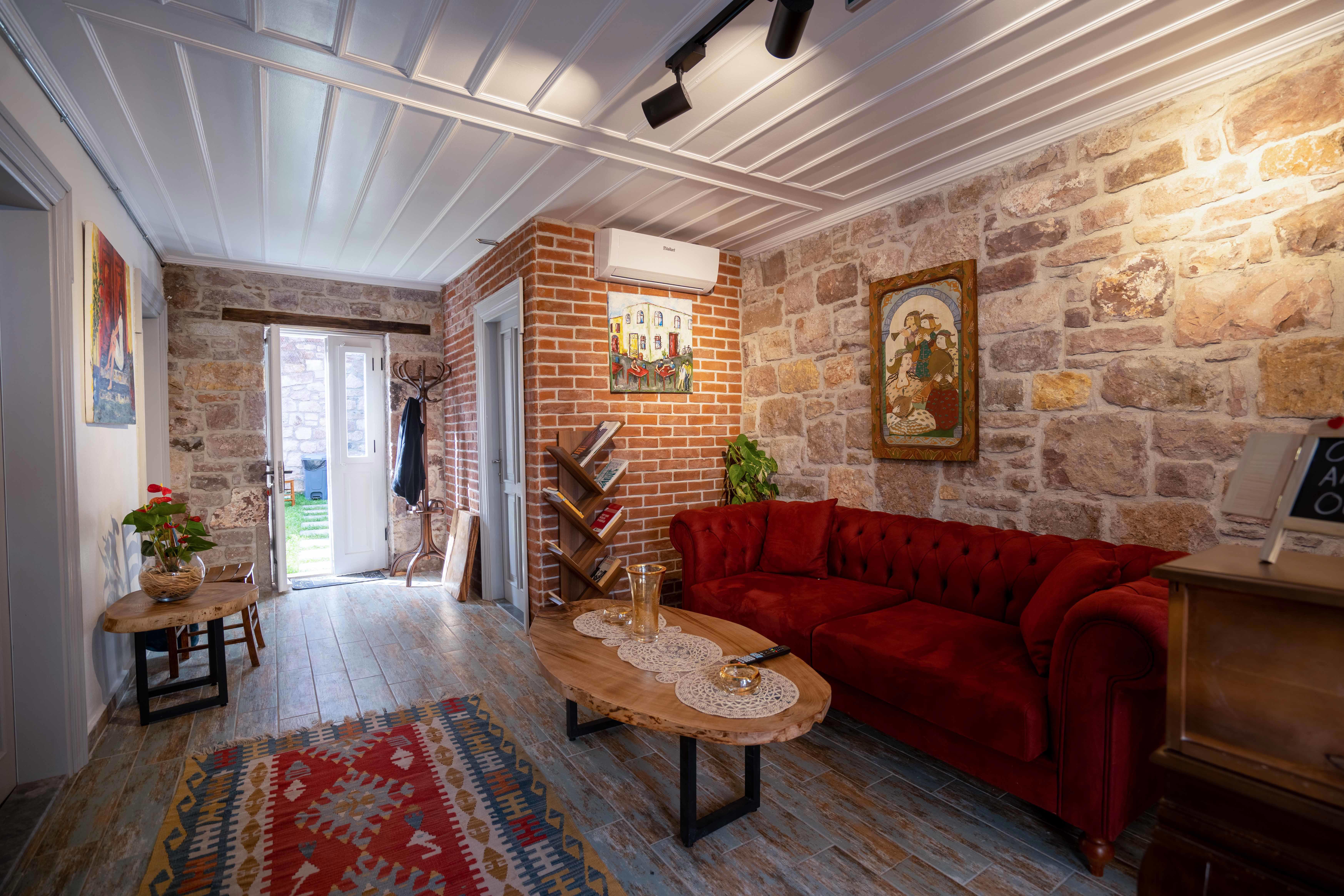 Cunda Alesta Otel