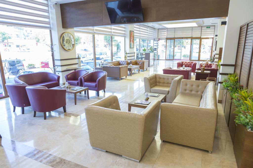 Grand Itimat Hotel
