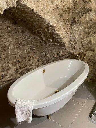 Fairouz Otel