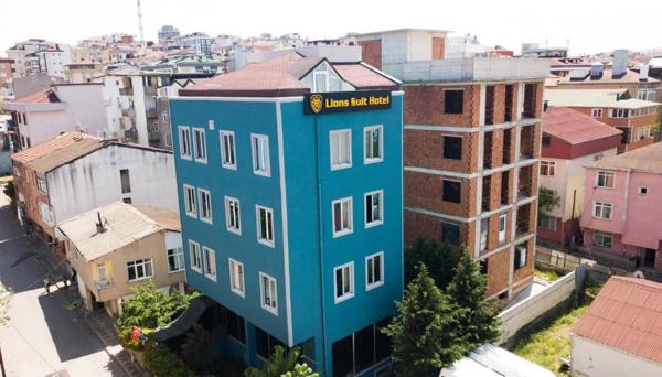 Lions Suit Hotel