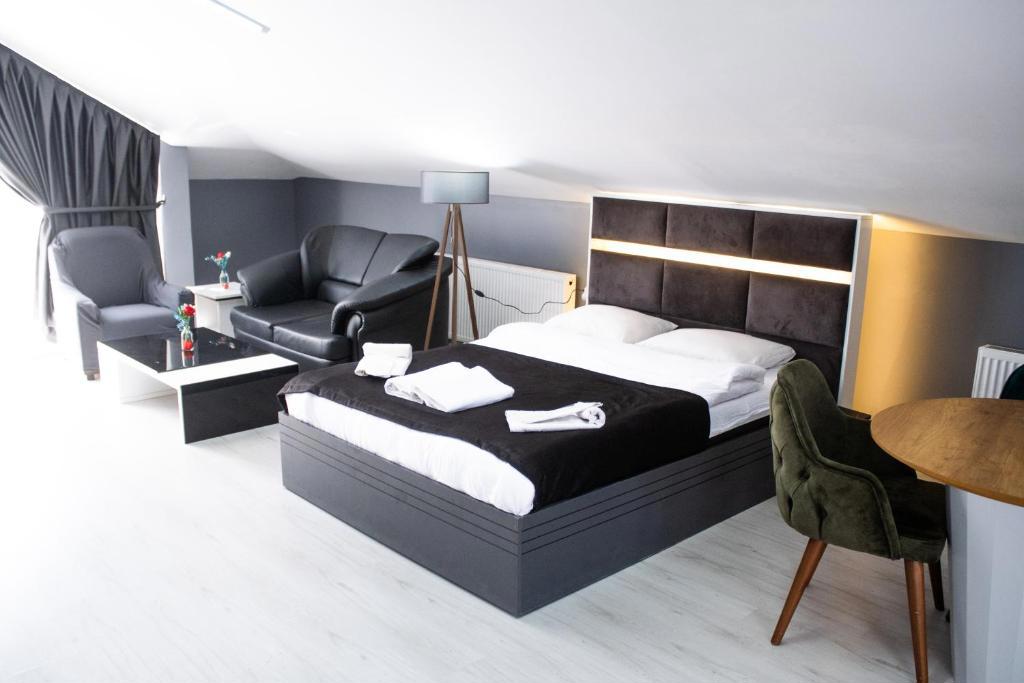 Lions Suit Hotel