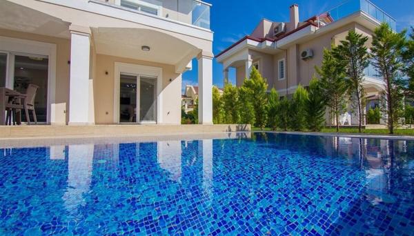 Villa Almira