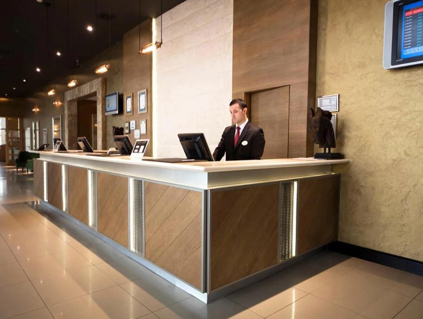 Wow Airport Hotel