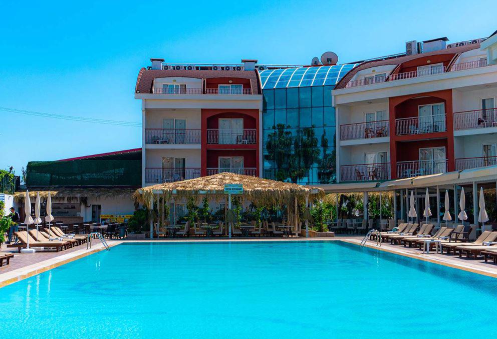Side Legend Hotel