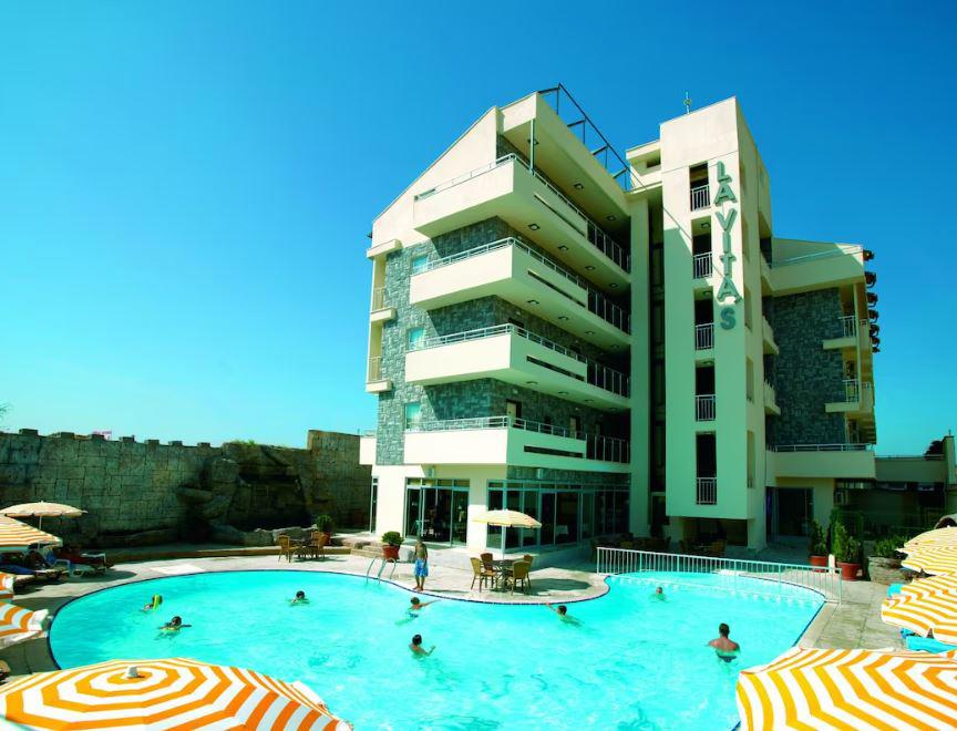 Lavitas Hotel