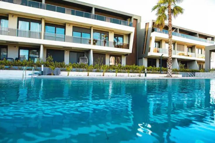 Glory Life By Antalyasuites