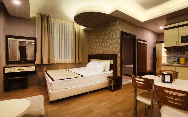 Azd House Hotel