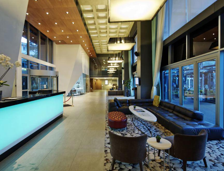 DoubleTree by Hilton Hotel İstanbul - Moda