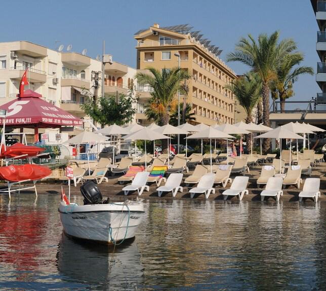 Mert Seaside Hotel