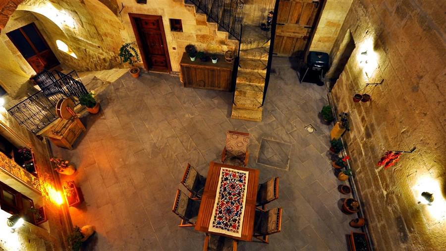 Has Cave Konak