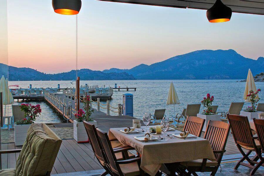 Big Poseidon Boutique Hotel Villas