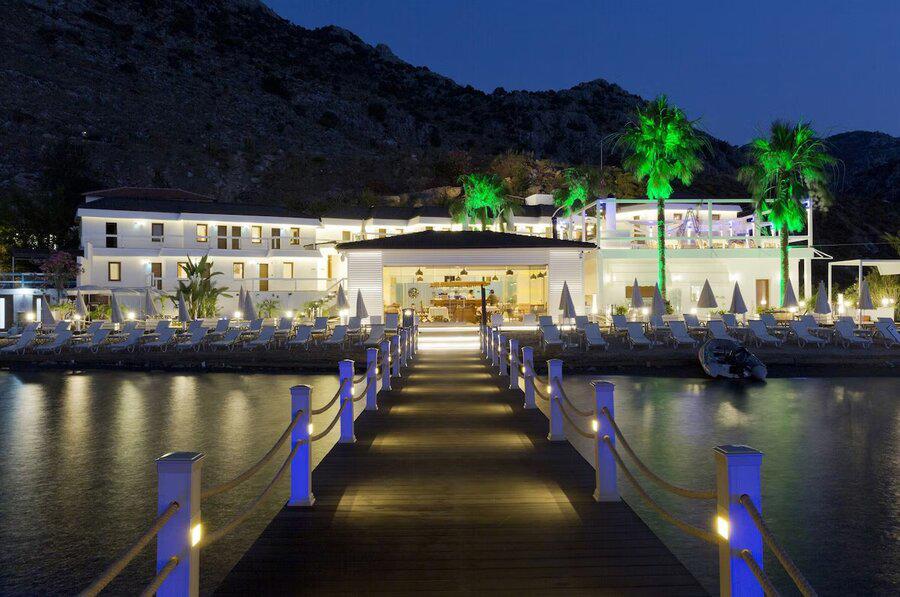 Big Poseidon Boutique Hotel Villas