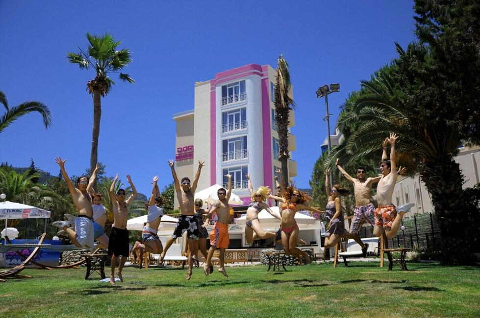 Dora Beach Hotel