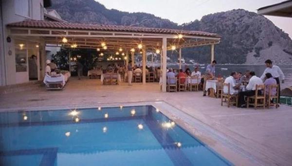 Zeybek Beach Hotel