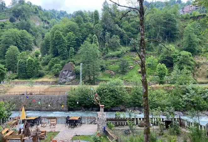 Afara Bungalows Otel & Cafe