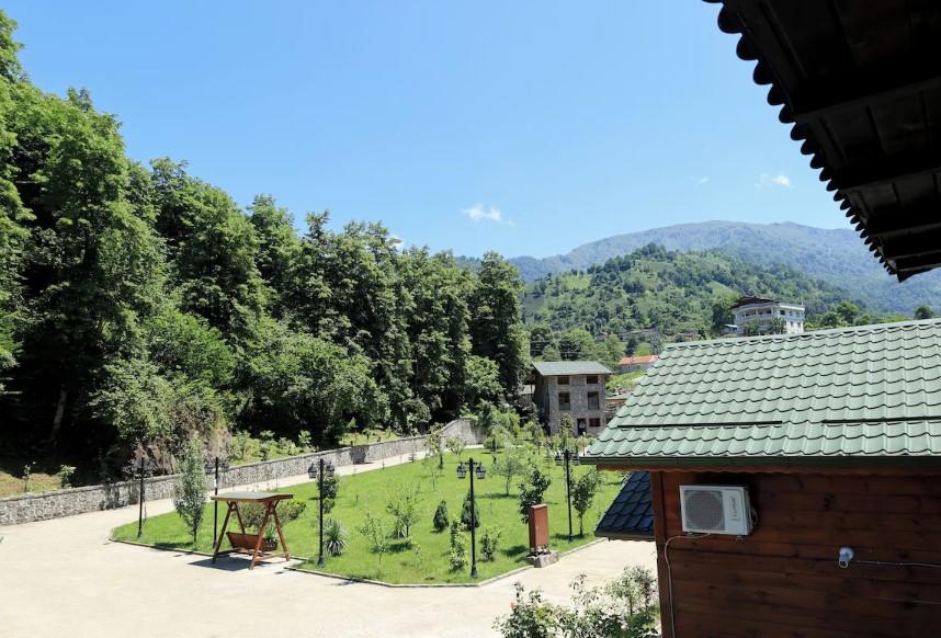 Teona Çağlayan Bungalov