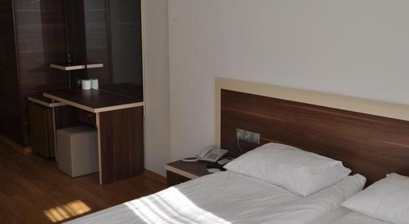 Merkez Otel