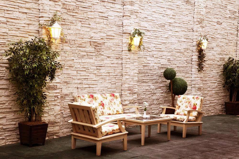 Aypart Hotel