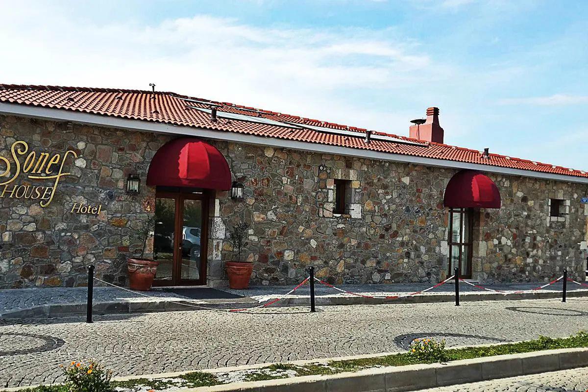 Şonef House Otel
