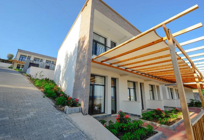 Assos Seyir Konaklari Otel (+10 Yetişkin Oteli)