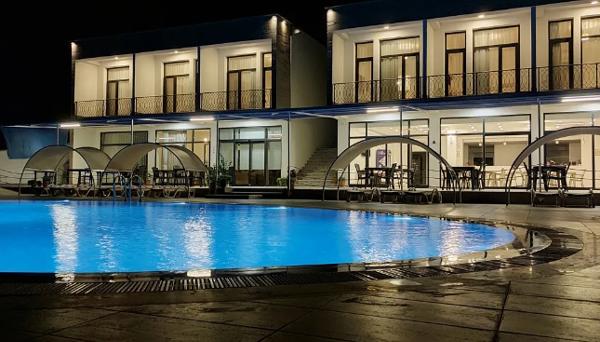 Assos Seyir Konaklari Otel (+10 Yetişkin Oteli)