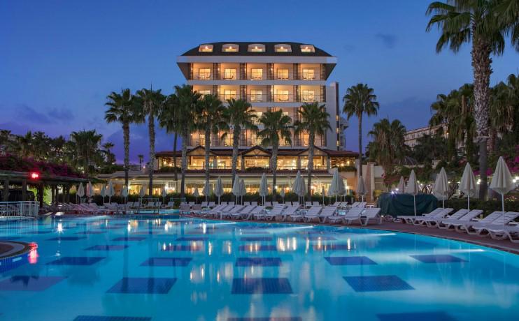 Trendy Palm Beach (Adults Only 16+)