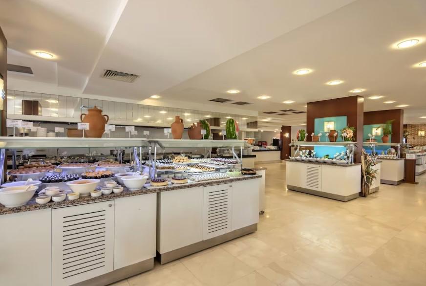 Trendy Palm Beach (Adults Only 16+)