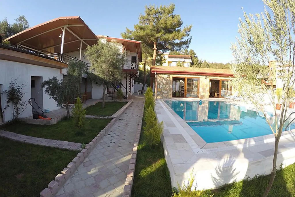 Pınar Hotel