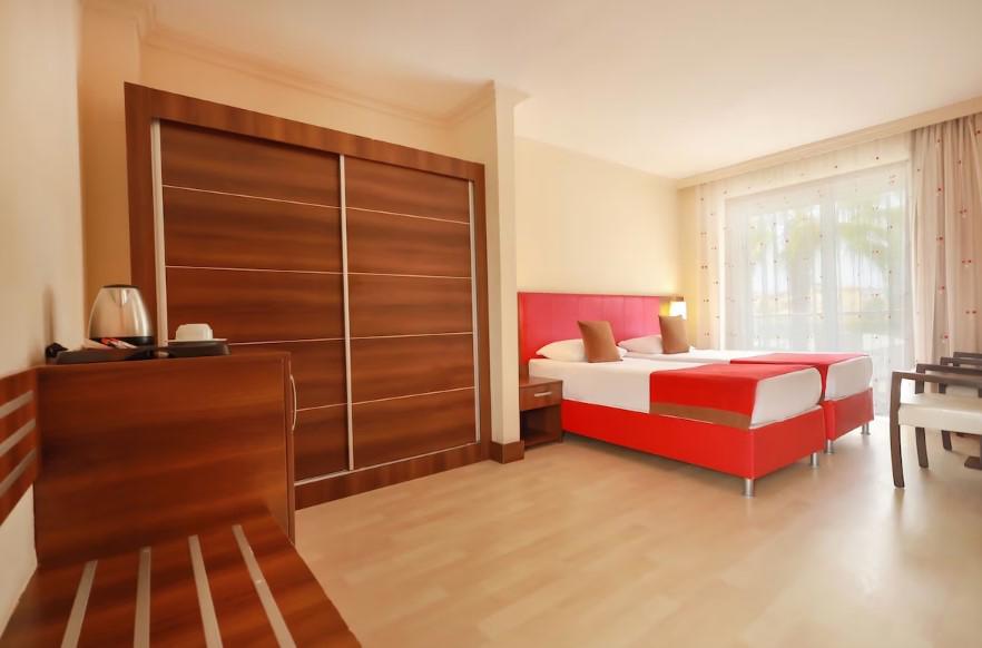 Side Kum Hotel