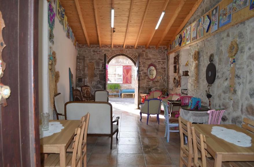 Neziş'in Konağı