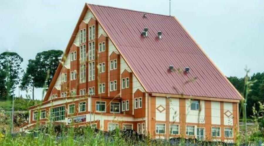 Yalnızçam Oteli