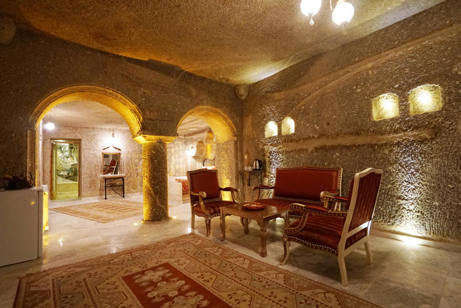 Roma Cave Suite Hotel