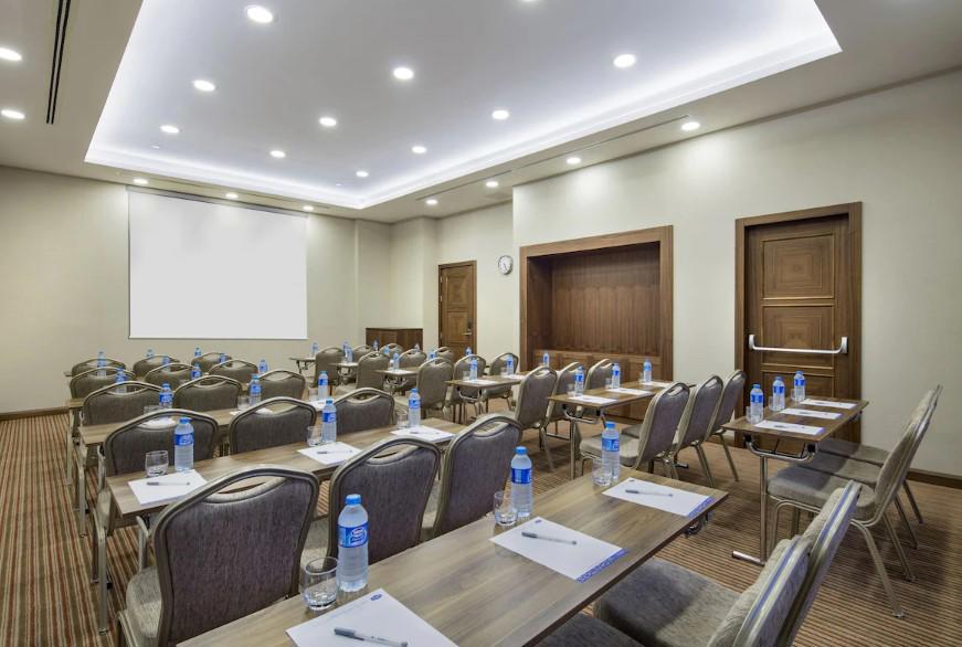 Hampton By Hilton İstanbul Ataköy