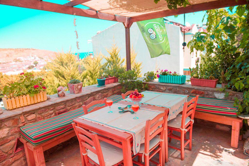 Alesta Hotel