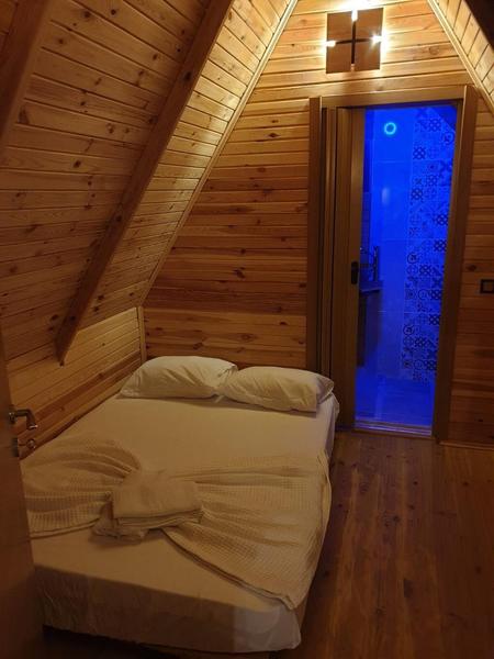 El Mundo Bungalove