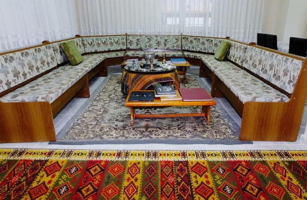 Sarımeşe Hotel
