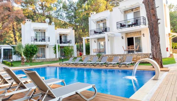 Secret Life Hotel