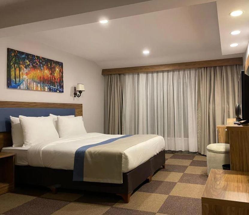 Feel & Live Hotel Villas