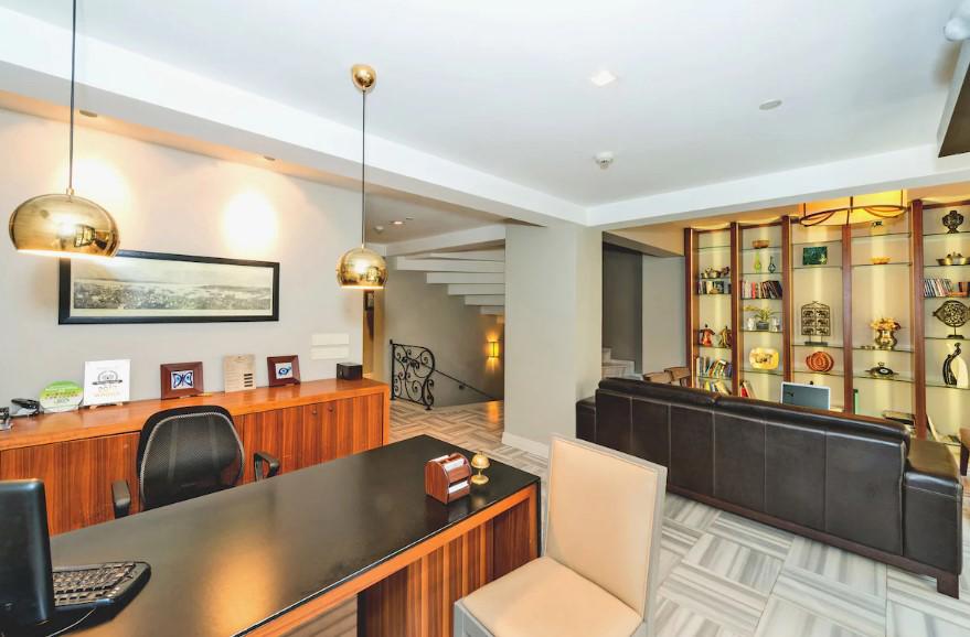Agora Life Hotel - Special Class