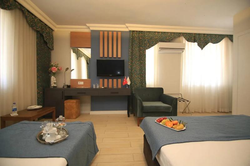 Çevik Palace Hotel