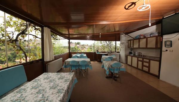 Efe Guest House