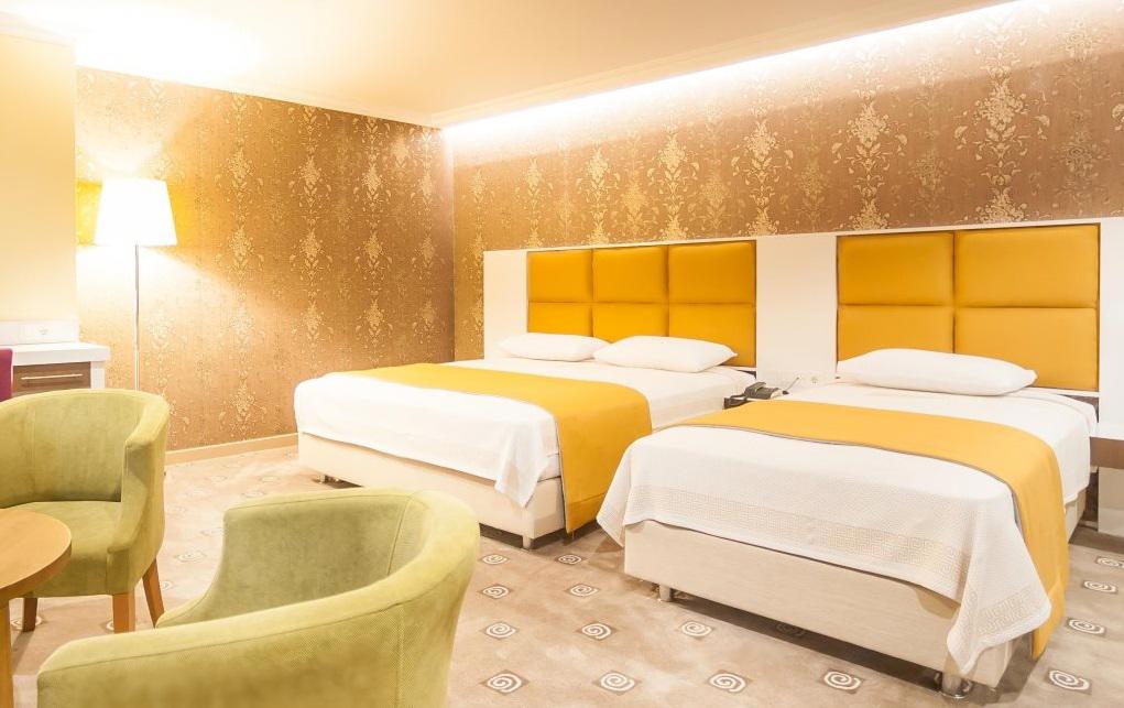 Boris Hotel