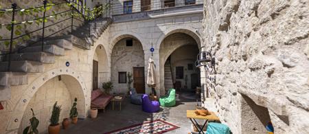Feris Cave Hotel