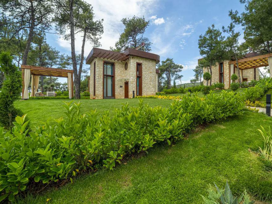 Marisstone Hotel Villa