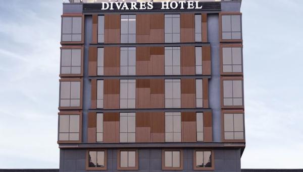 Divares Luxury Hotel