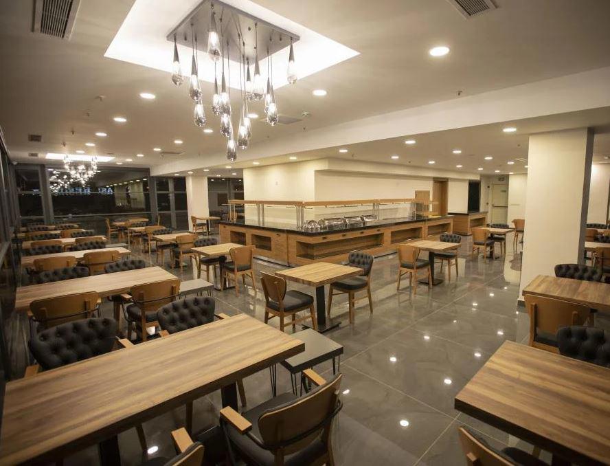 Divares Luxury Hotel