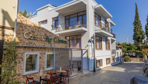 Delight Deluxe Hotel & Spa